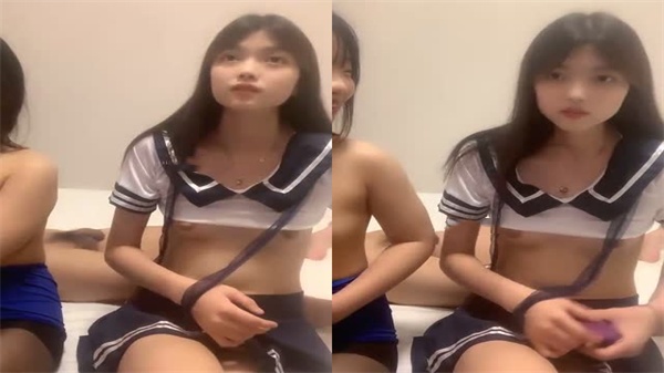 甜美妹子与闺蜜双飞口交 纹身猛男爽操上位骑乘