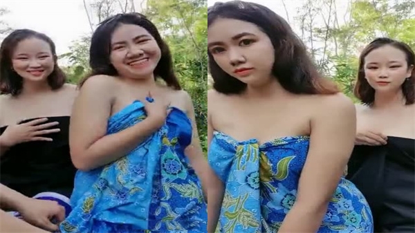 两个饥渴骚货被大哥骗进小树林，扒光衣服轮流爆操，淫水横流求饶不停